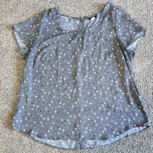 Torrid Women's 1 Gray Abbey Arrow Georgette Button Back 1X Blouse Top